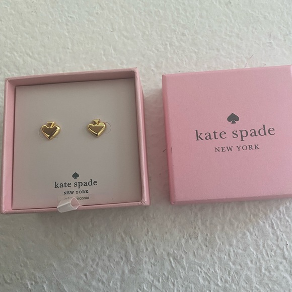 ♠️ kate spade ♠️ Everyday Signature Spade stud earrings - Picture 5 of 7